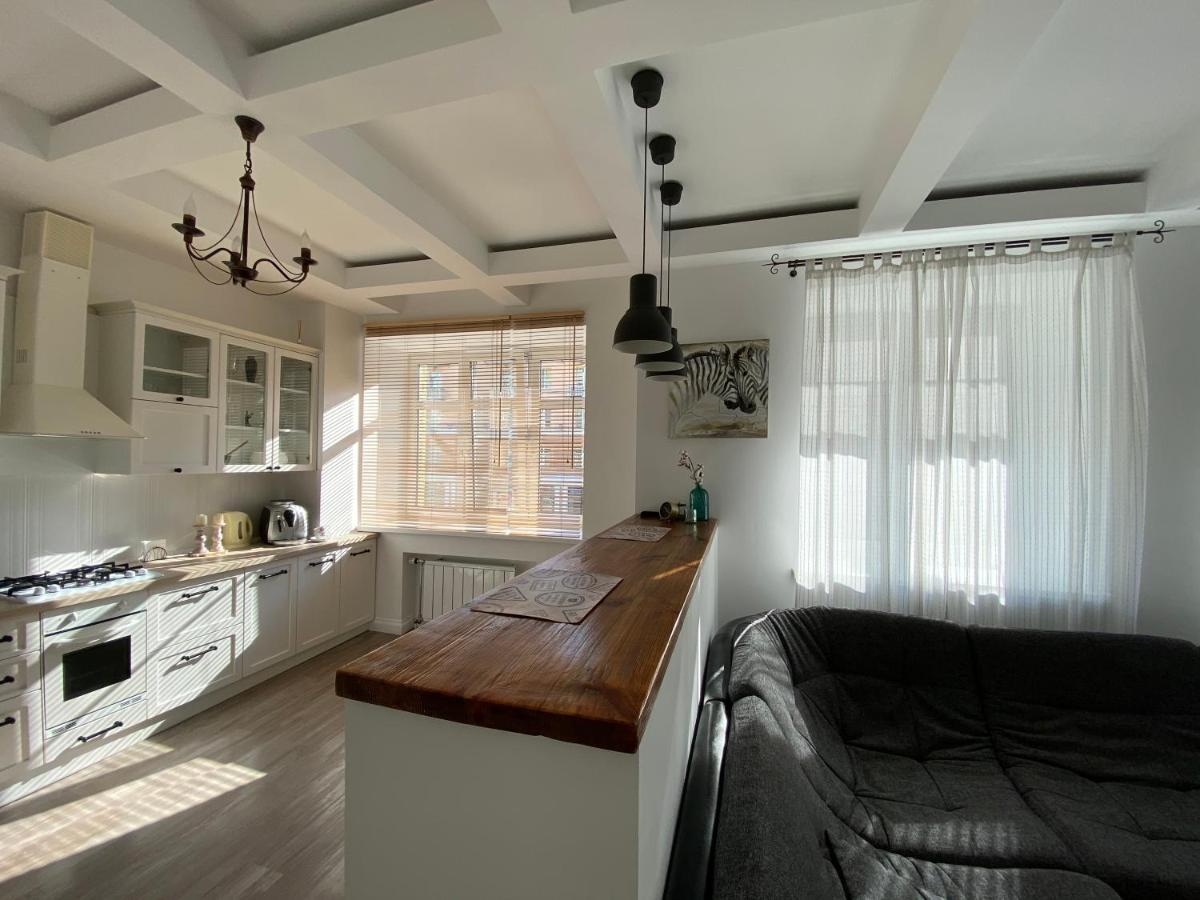 Bright Apartment Homel Buitenkant foto